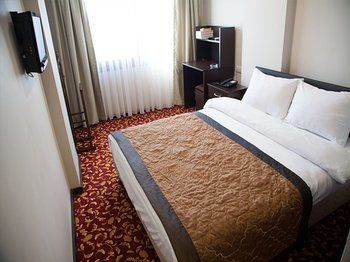 Adana Omur Otel Exterior foto